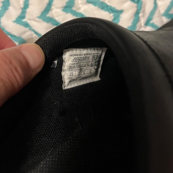 Merrell black shoes - Picture 3 of 5